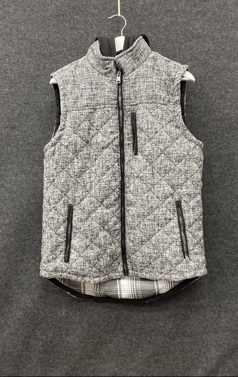 BKE Men's Gray Quilted Tweed Puffer Vest Full Zip Hooded Plaid Lined NWT Sz M