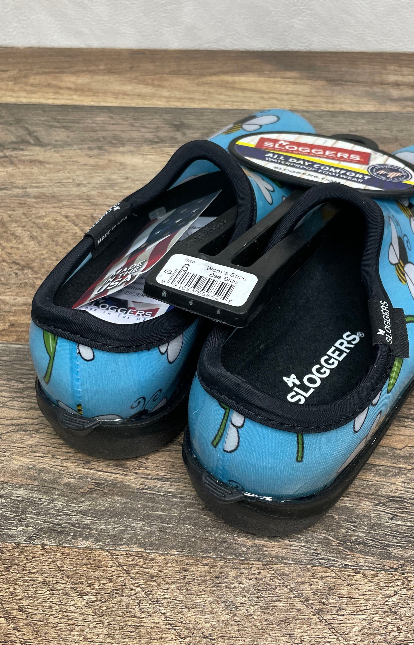 Sloggers Bee Blue Daisy Bumblebee Waterproof Garden Clogs Women's Size 6 NWT