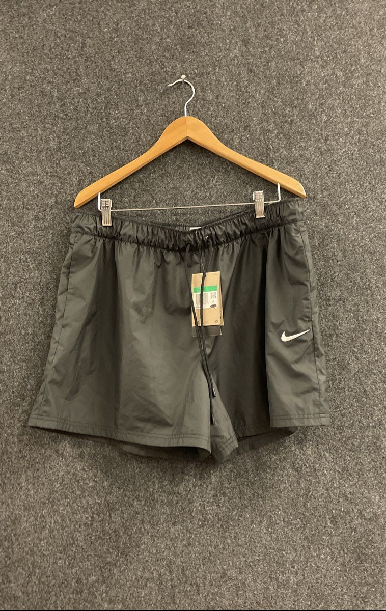 Nike Men's Athletic Shorts Dark Gray Mesh Lined Drawstring NWT Size XL