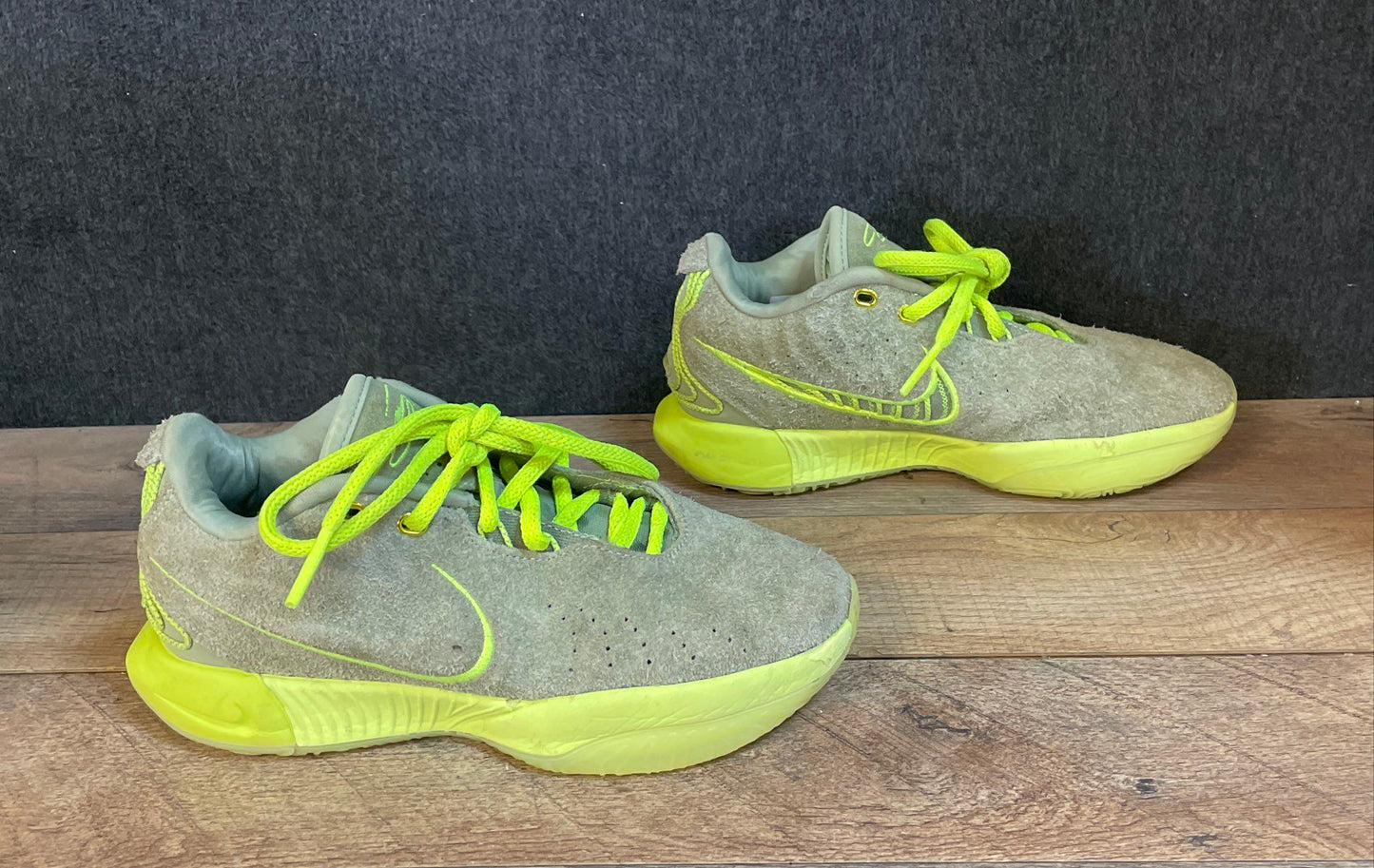 Nike LeBron 21 Algae GS Oil Green Volt Basketball Shoes FV2345-302 Size 5Y