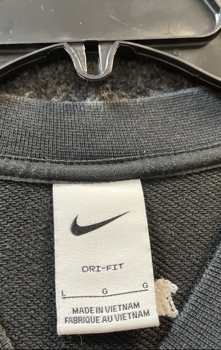 Nike Women's Black Dri-FIT Pullover Sweatshirt Embroidered Swoosh Sz L