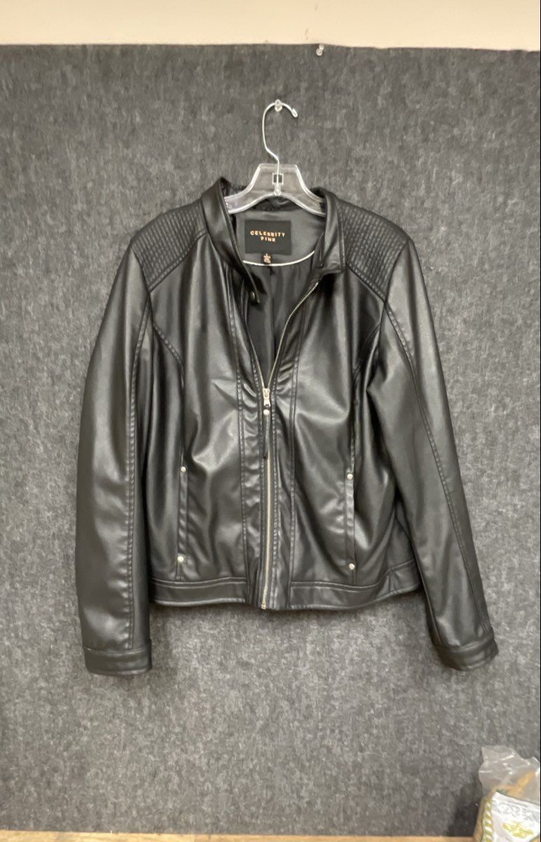 Celebrity Pink Women's Black Faux Leather Quilted Moto Jacket Sz L