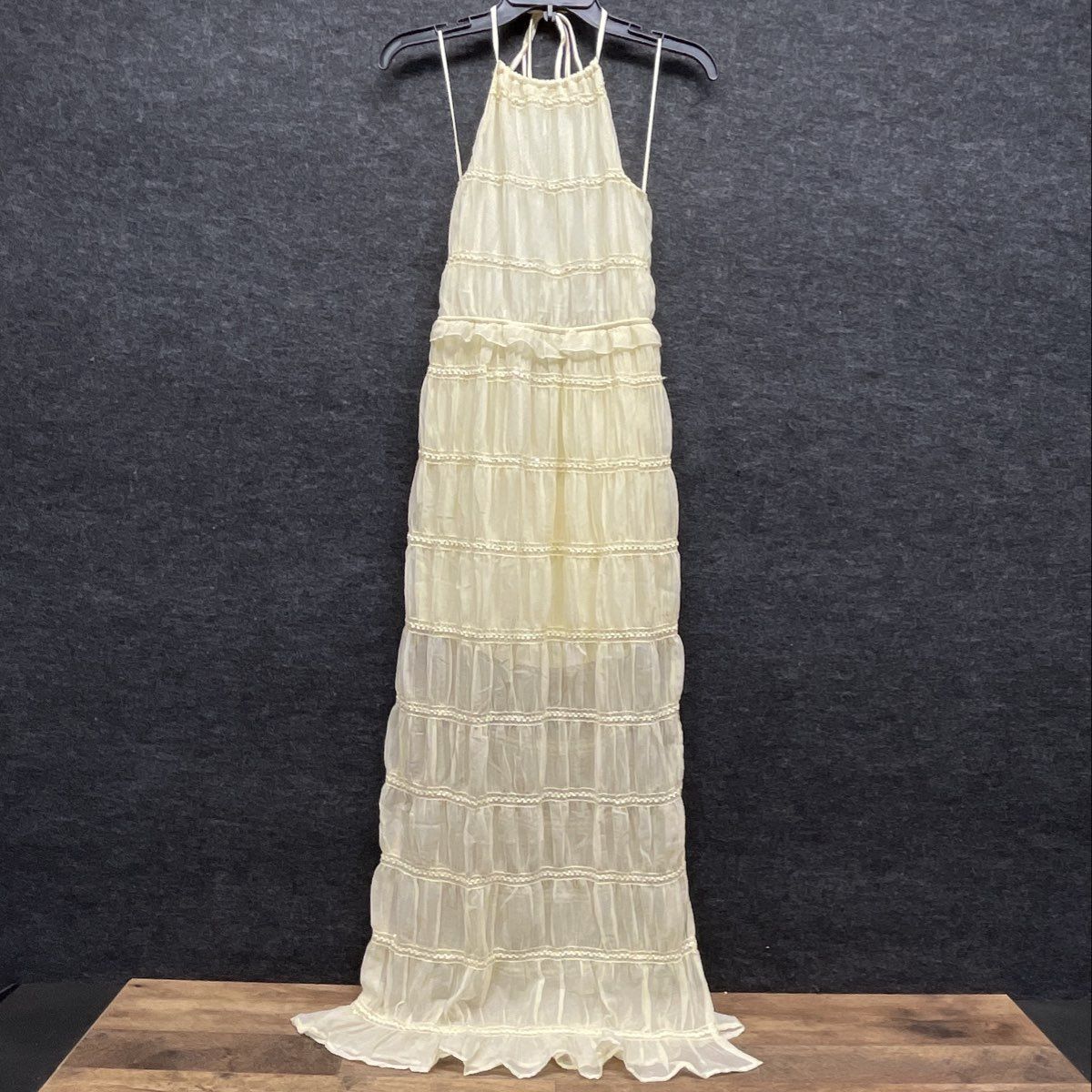 Sincerely Jules Women's Jules Tiered Ruffle Halter Maxi Dress Cream Size S NWT