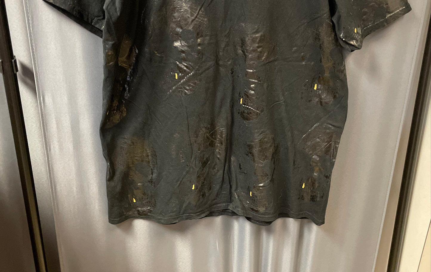 Fiorella Men's Black Metallic Glossy Skull Graphic T-Shirt Sz XL