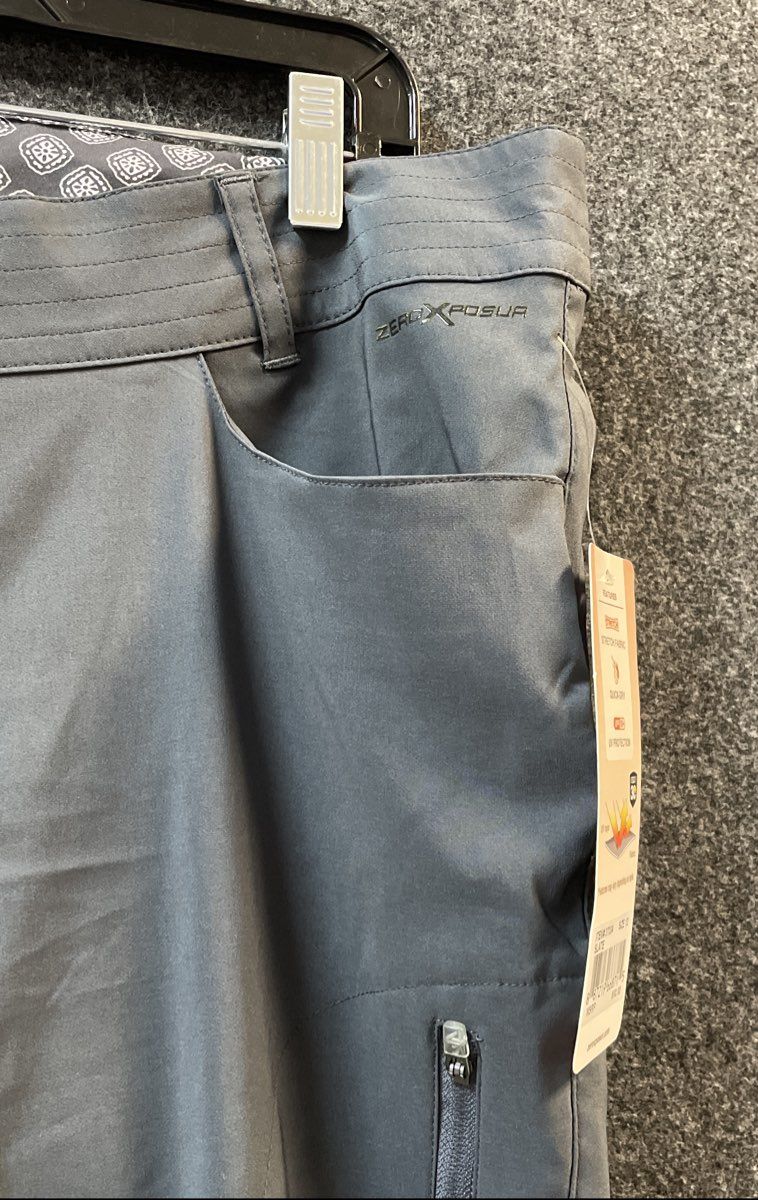 ZeroXposur Women's Slate Gray Stretch Hiking Capri Pants NWT Sz 12