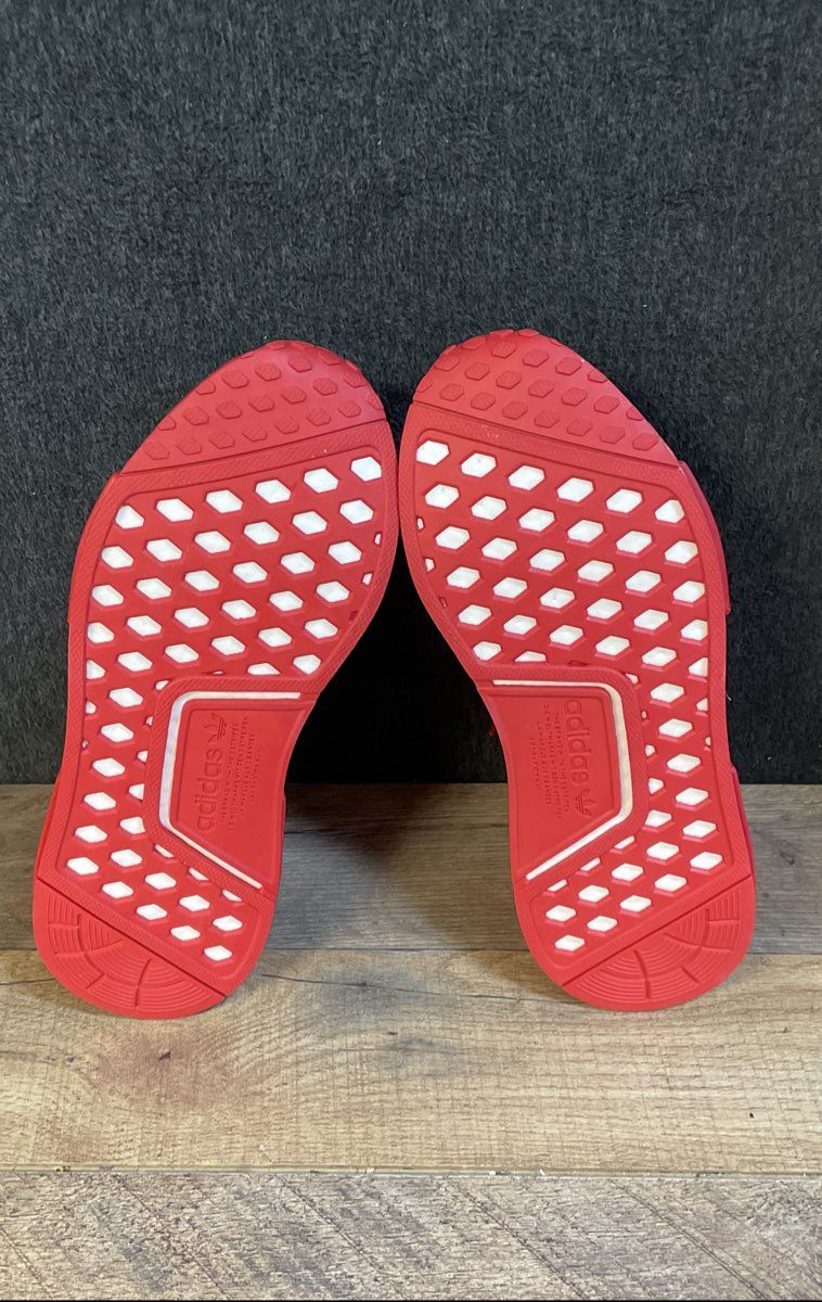 Adidas NMD R1 Triple Red Monochromatic Lifestyle Sneakers Size 7.5