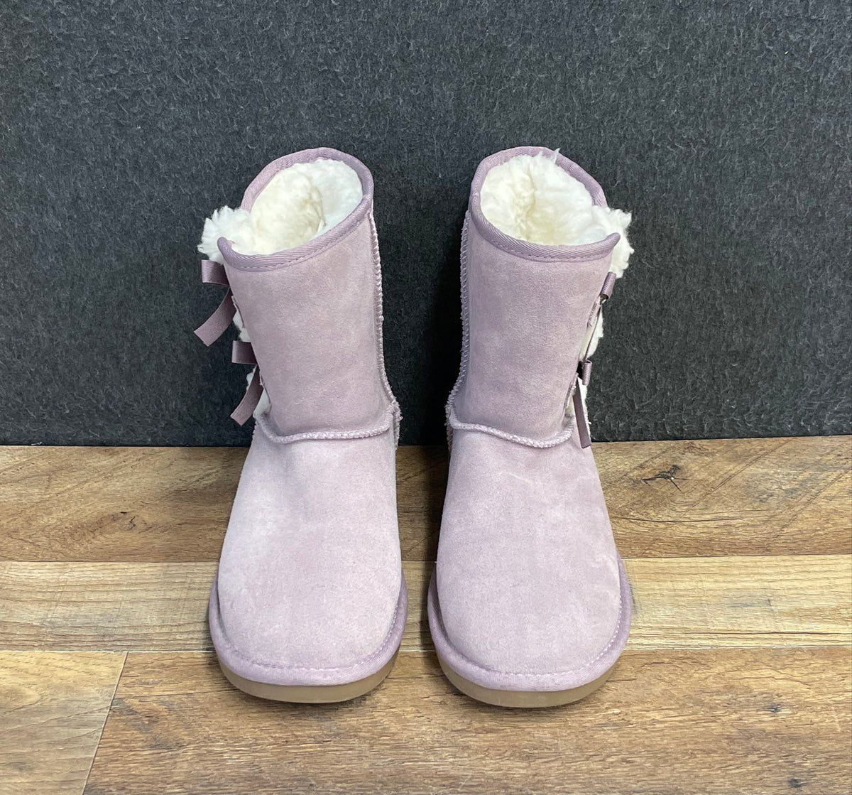 Koolaburra by UGG Victoria Short Purple Suede Faux Fur Bow Boots Size 5