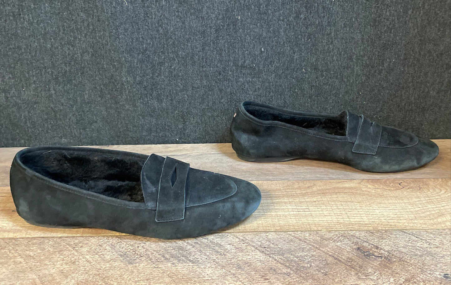 Birdies The Vesper Black Suede Faux Fur Lined Penny Loafers Women's Size 10