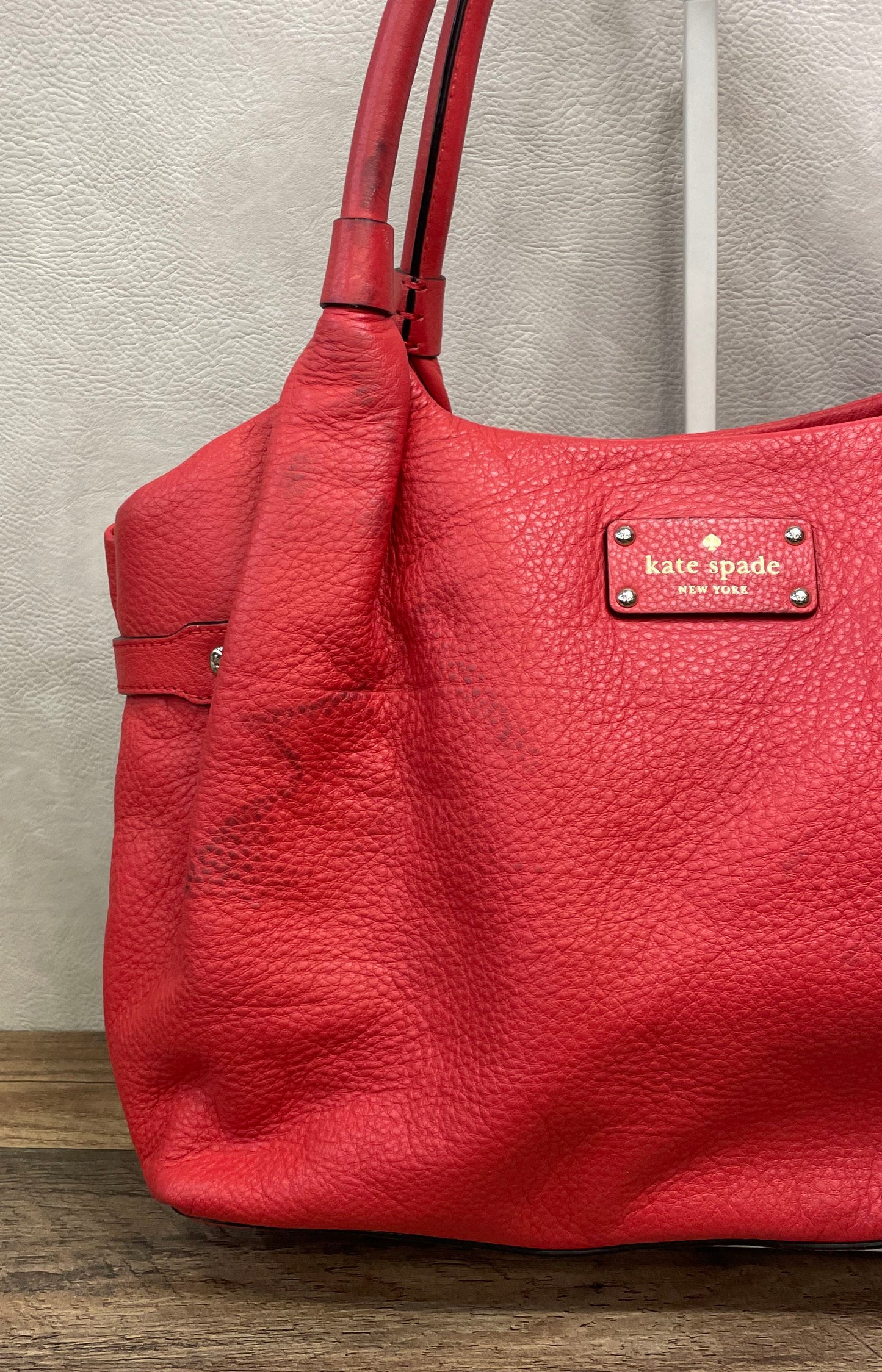Kate Spade New York Red Pebbled Leather Shoulder Bag Tote Gold Hardware