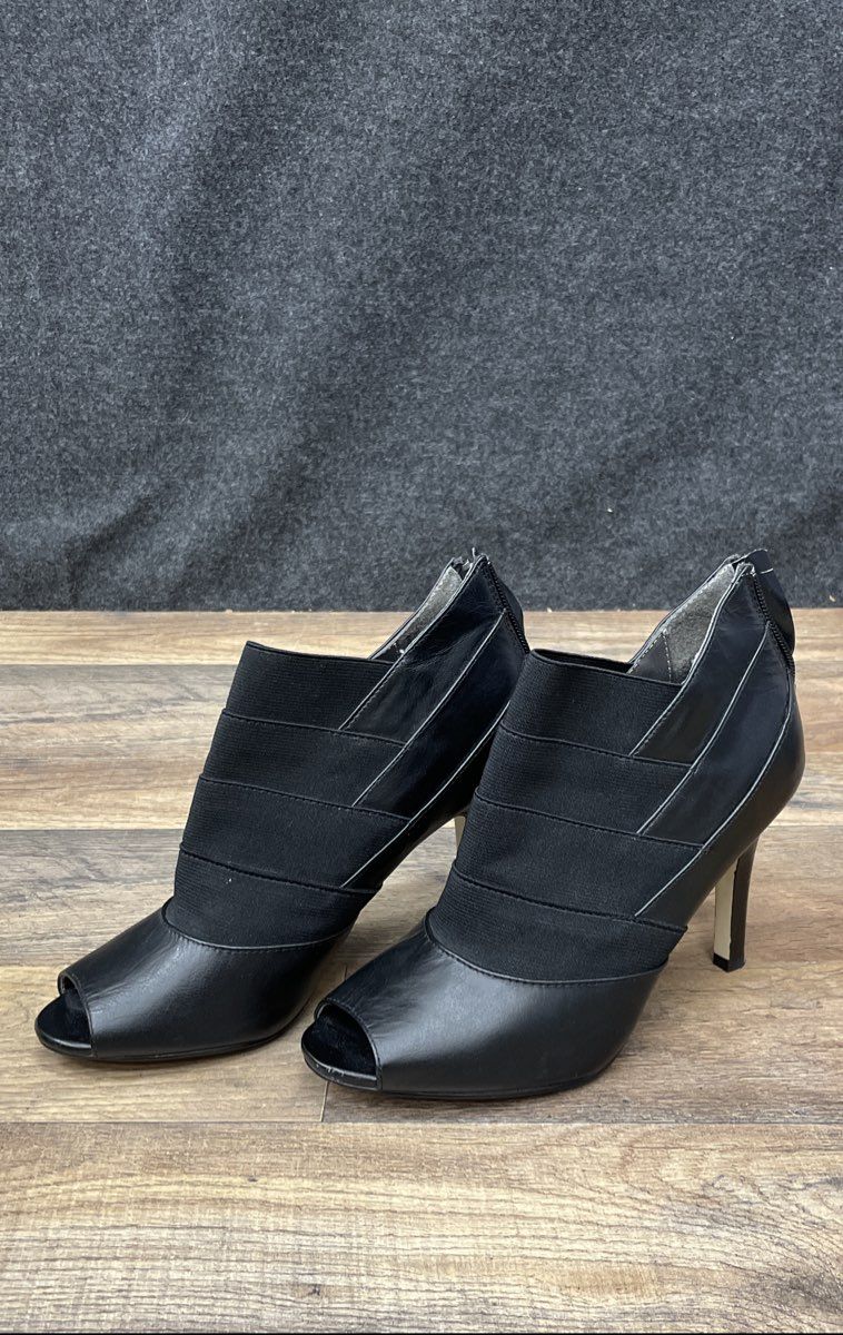 Adrienne Vittadini Black Leather & Stretch Peep Toe Ankle Booties Size 6.5