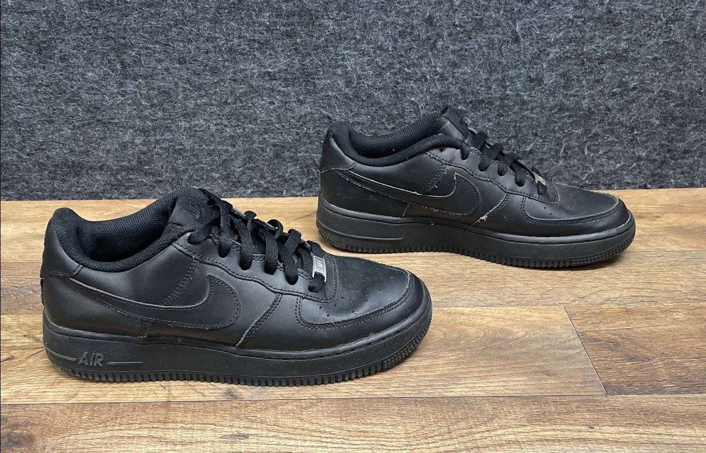Nike Air Force 1 Low Triple Black GS Sneakers Size 7Y DH2920-001