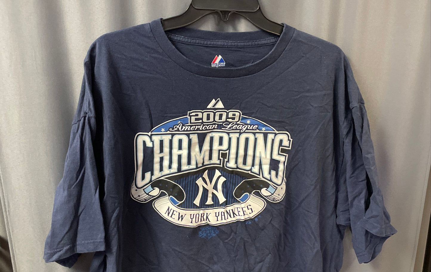 Majestic Men's NY Yankees Navy 2009 American League Champions Roster Tee 2XL
