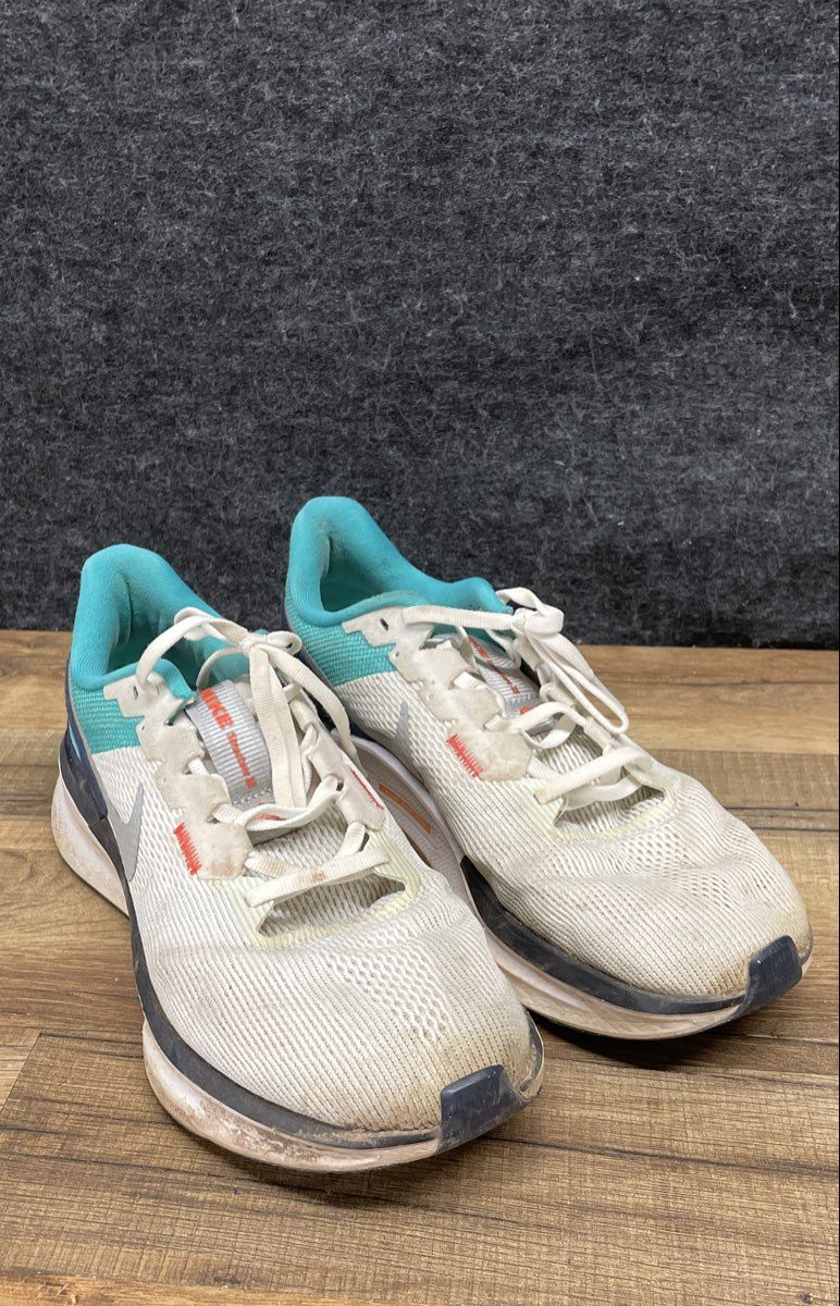 Nike Air Zoom Structure 25 Clear Jade White Women's Running Shoes Size 9.5