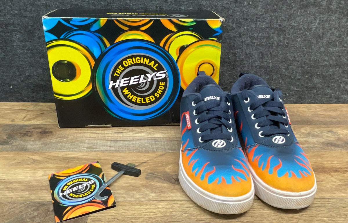 Heelys Pro 20 Prints Navy Blue Red Flame Skate Shoes Youth Size 6