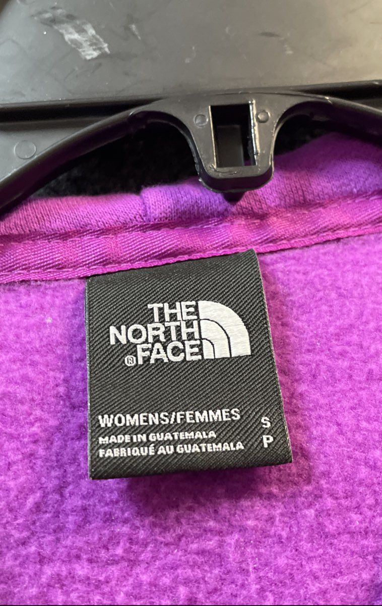 The North Face Women's Hoodie Purple Walls Are Meant For Climbing Sz S