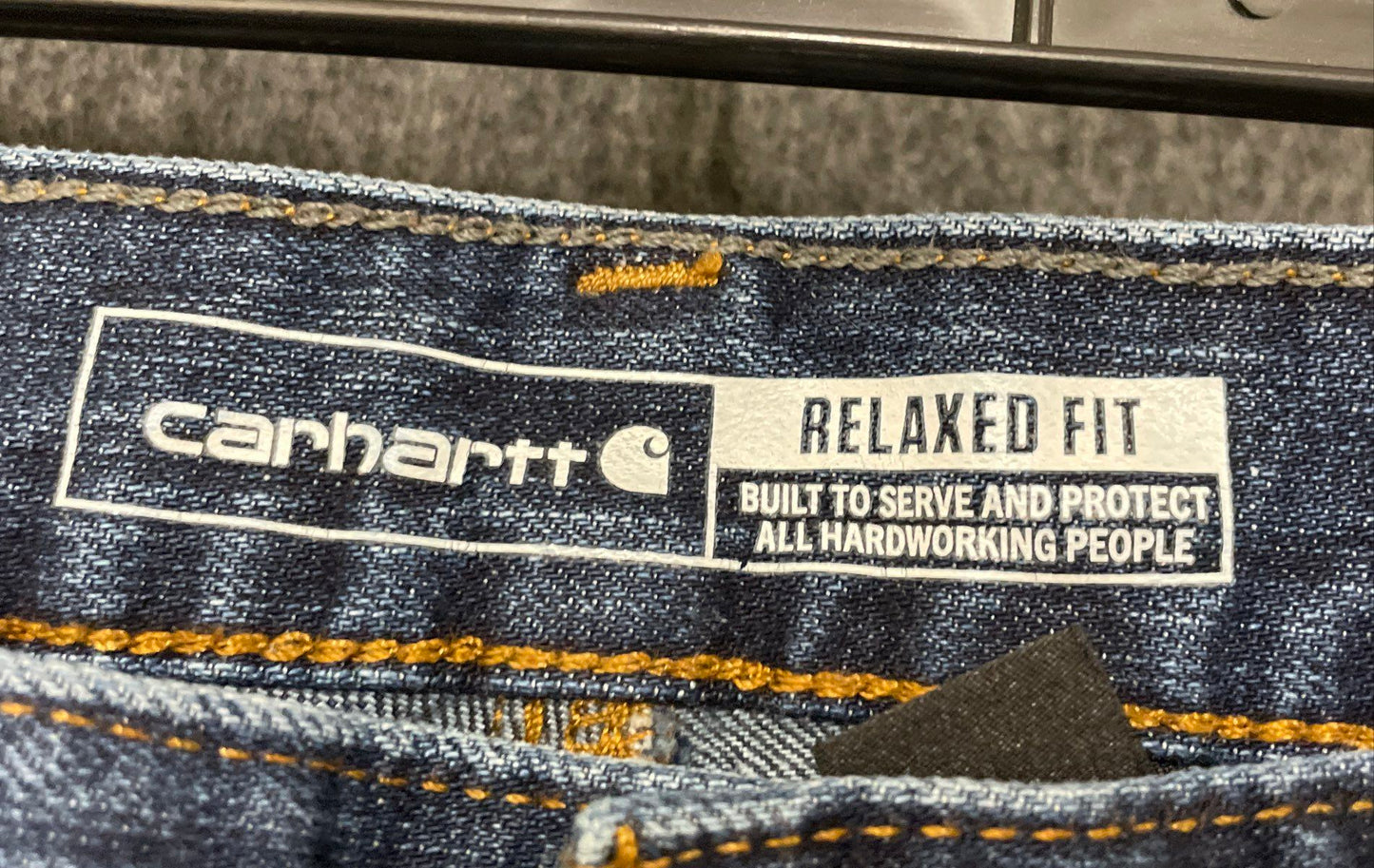Carhartt Men's Relaxed Fit Jeans Dark Wash Blue Denim Workwear 32x30