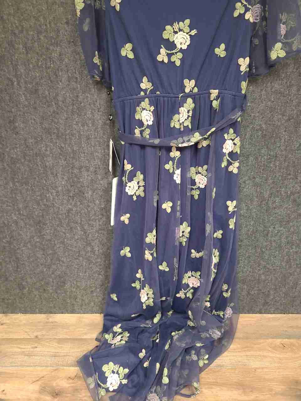 Adrianna Papell Women's Navy Multi Floral Embroidered Flutter Maxi Dress Sz S