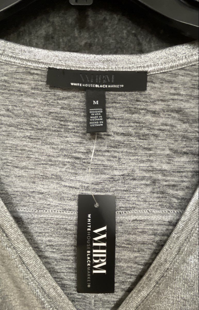 White House Black Market Women's Silver Metallic V-Neck Cap Sleeve Top NWT Sz M