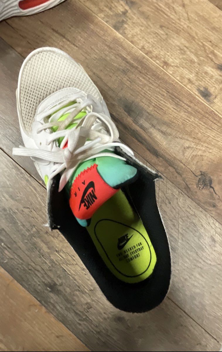 Nike Air Max Excee White Volt Teal Orange Women's Lifestyle Sneakers Size 7.5