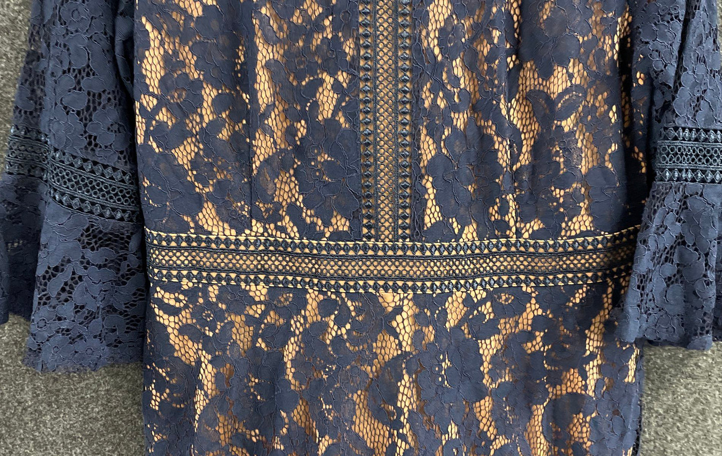Missmay Women's Navy Blue Floral Lace Bell Sleeve Lattice Trim Dress NWT Sz 2XL