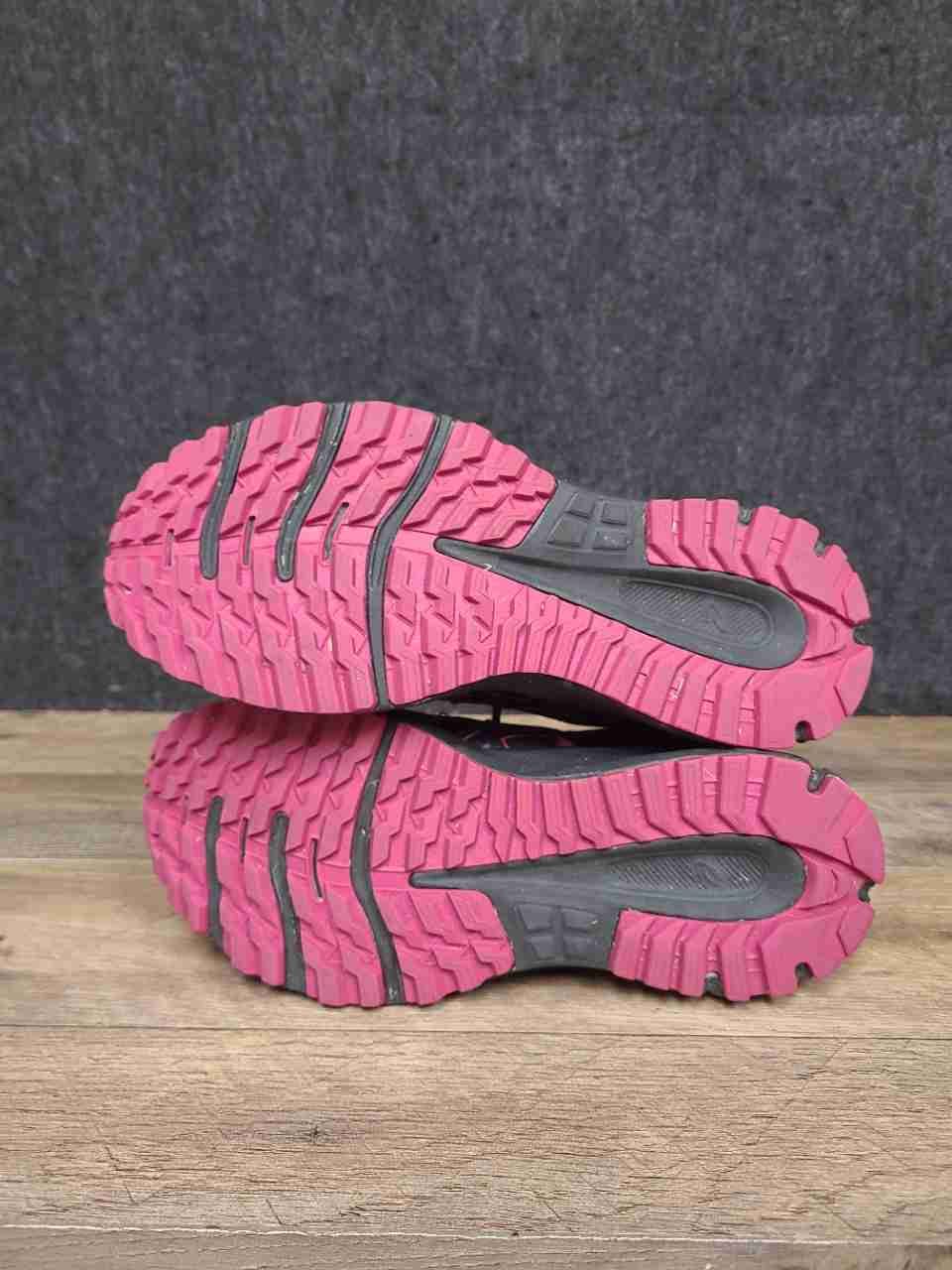 ASICS Gel-Excite 8 Trail Black Pink Women's Trail Running Shoes Size 9