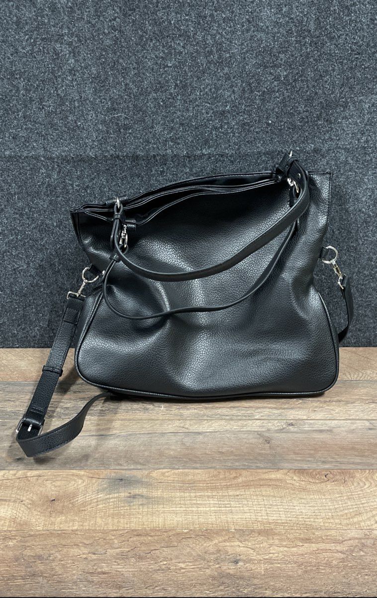 Steve Madden Black Pebbled Leather Hobo Shoulder Bag Crossbody Silver Hardware