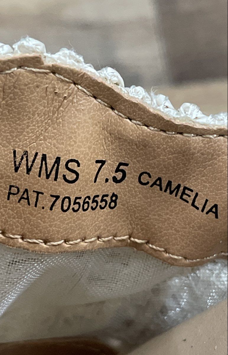 Dolce Vita Camelia P Cream White Woven Pearl Buckle Slide Sandals Size 7.5