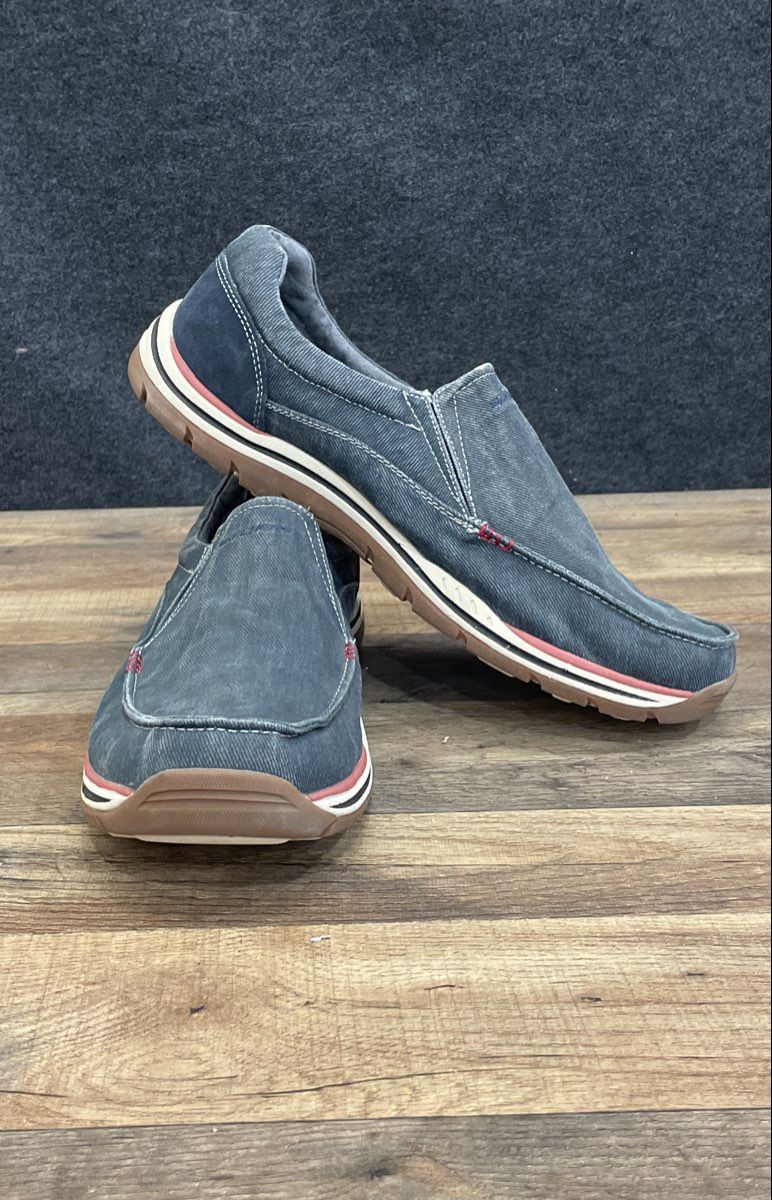 Skechers Relaxed Fit Superior Gains Navy Canvas Slip-on Shoes Men's Size 16
