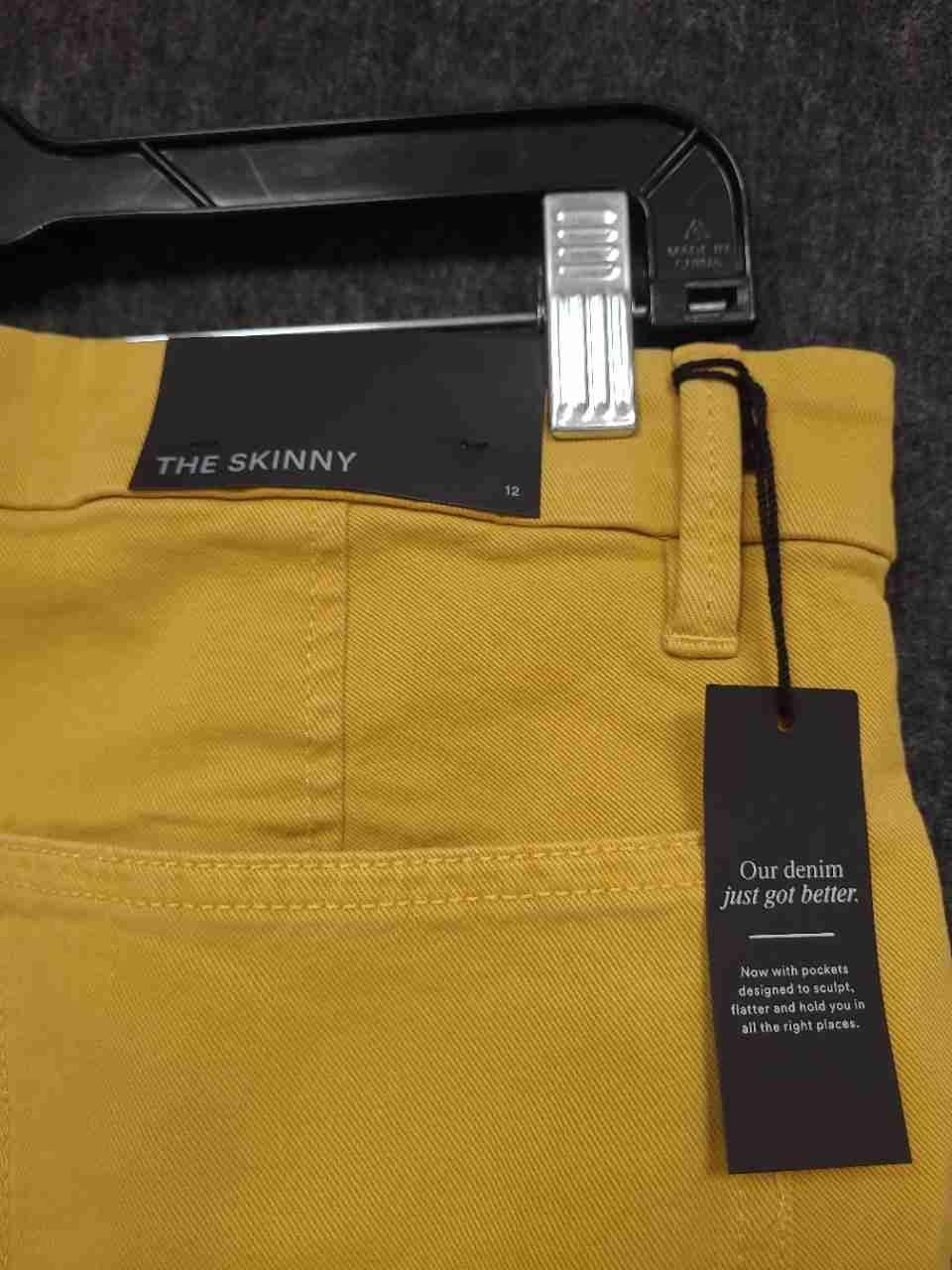 Ann Taylor Women's Yellow The Skinny Mid Rise Raw Hem Jeans Sz 12 NWT