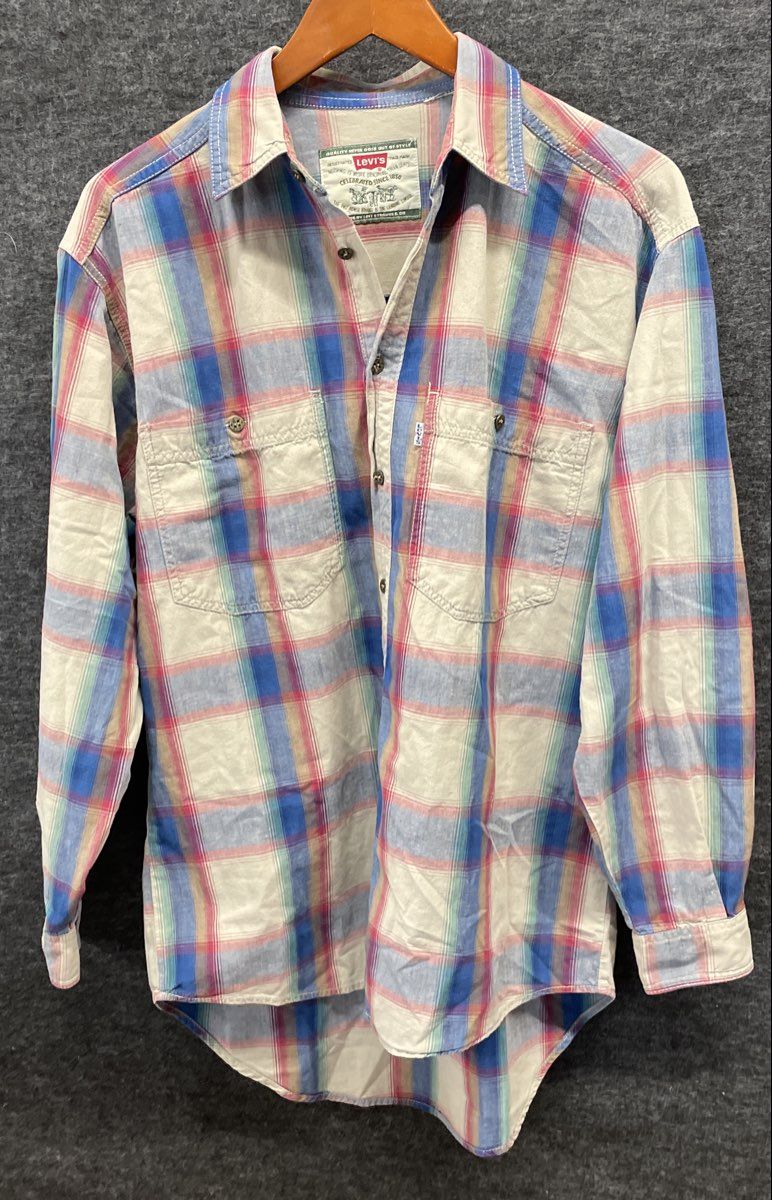 Levi Strauss Men's Multicolor Plaid Cotton Long Sleeve Button Down Dual Pockets