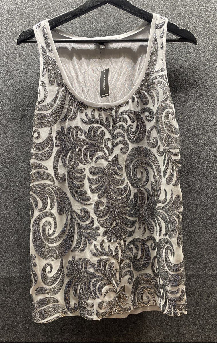 Express Women's Grey Metallic Embroidered Scroll Tank Top Size L NWT