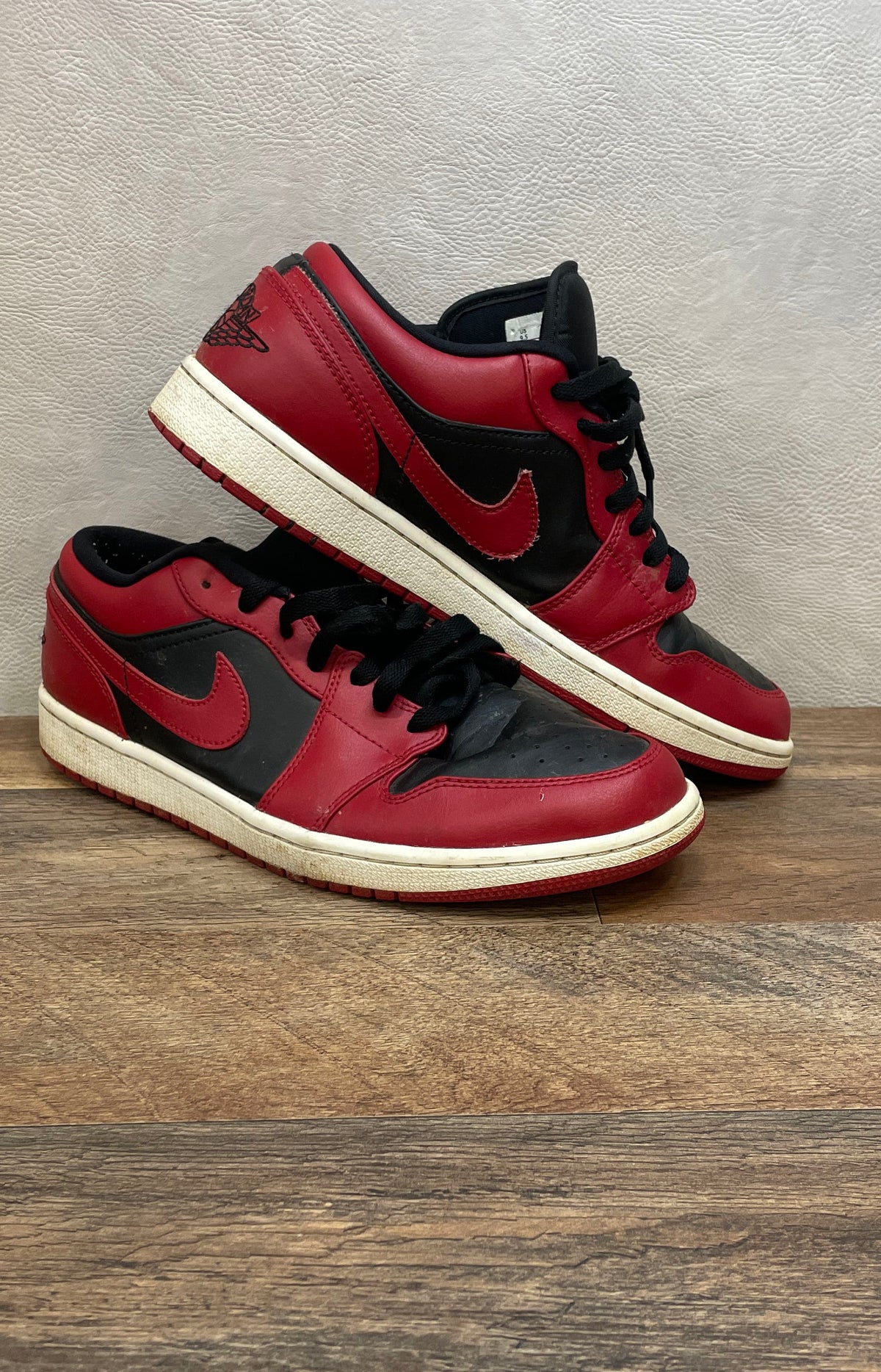 Nike Air Jordan 1 Low Bred Black Gym Red Sneakers 553558-606 Size 9.5
