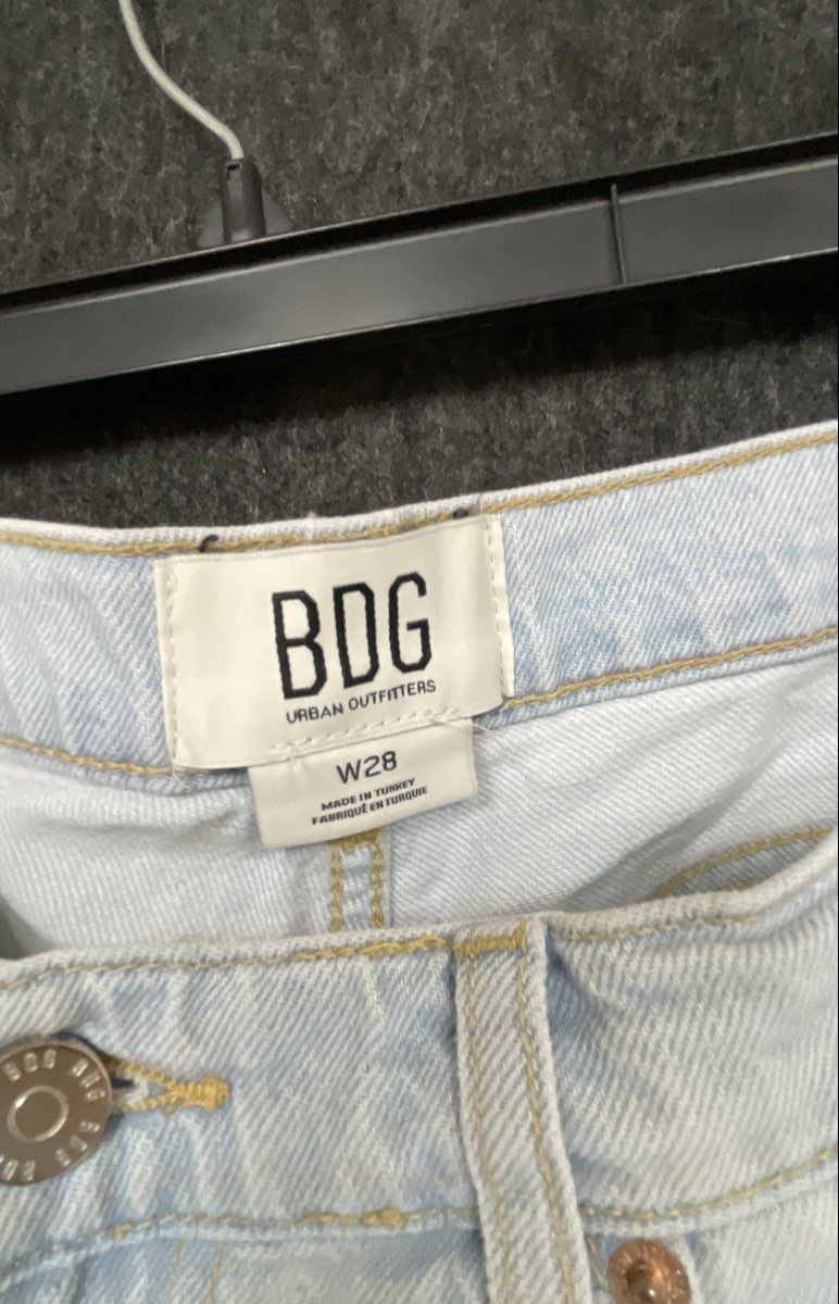 BDG Urban Outfitters Women's High Rise Wide Leg Jeans Light Wash Blue Size 28
