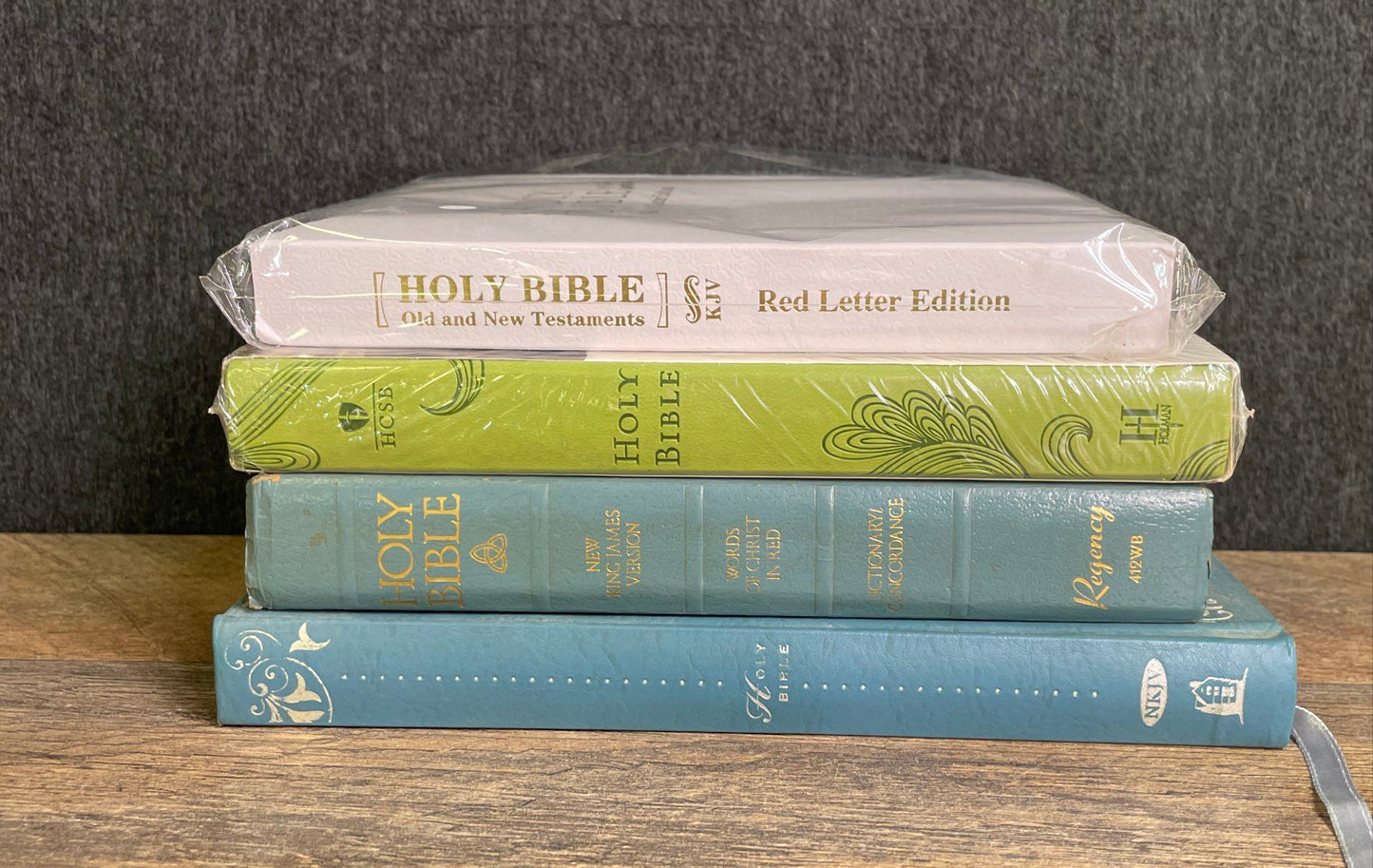 Lot of 4 Holy Bibles KJV NKJV HCSB Holman Regency Red Letter Edition