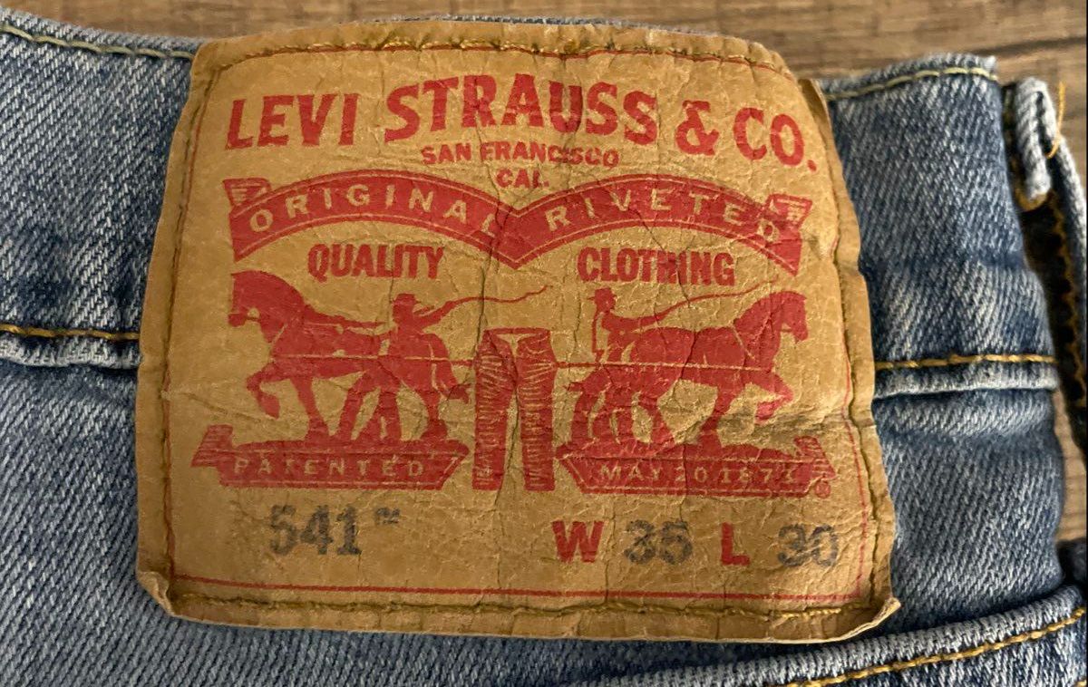 Levi's Men's 541 Athletic Taper Light Wash Stretch Blue Jeans Sz 35x30