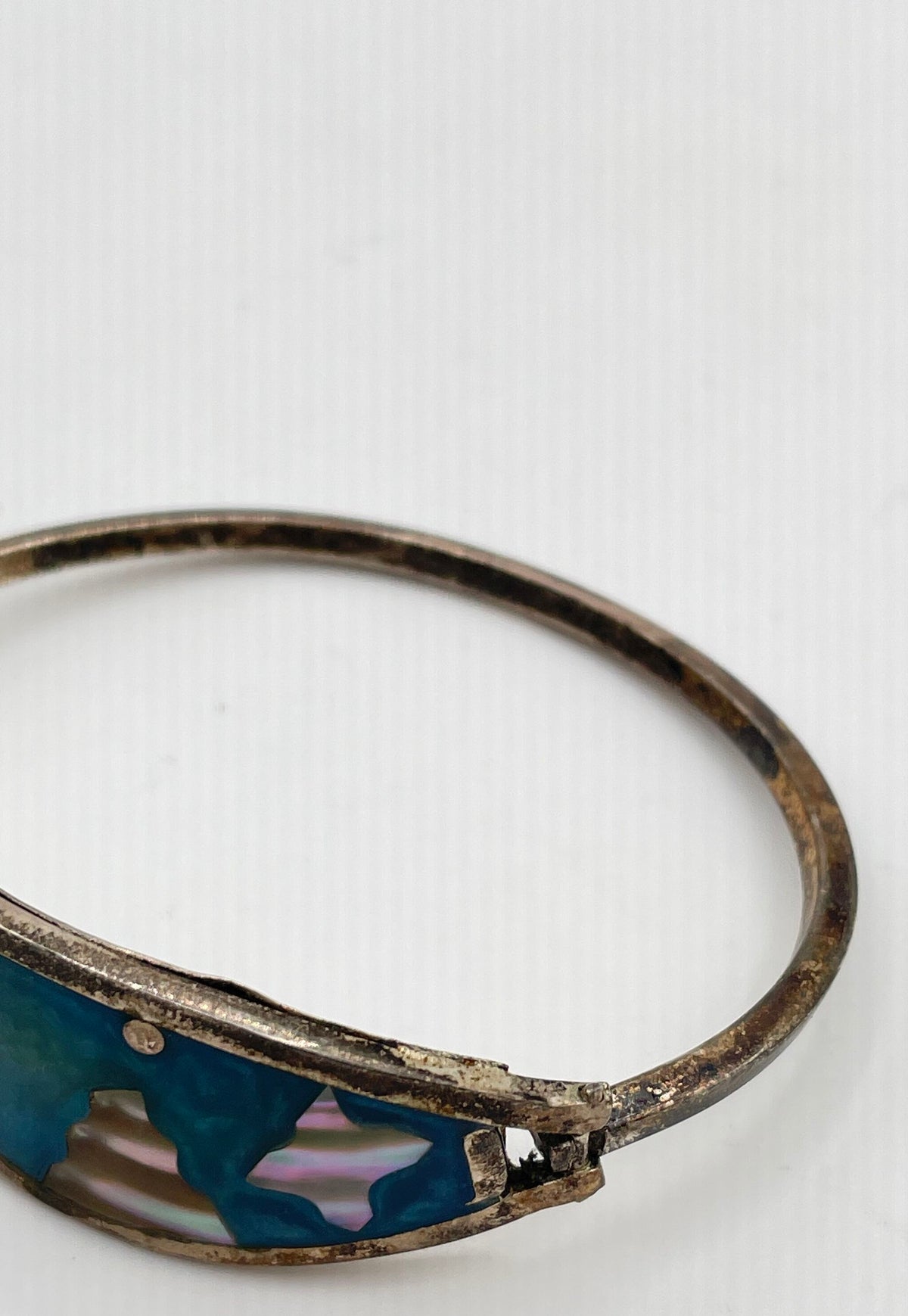 Alpaca Silver Mother Of Pearl Blue Resin Bangle Bracelet Mexico Marked 12.4g