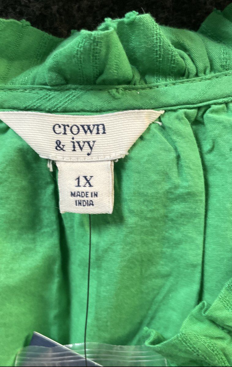 Crown & Ivy Women's Green Leaf Clip Dot Ruffle Neck Tassel Blouse NWT Sz 1X