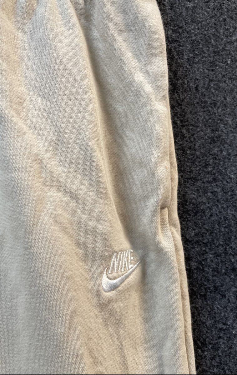 Nike Men's Beige Fleece Jogger Sweatpants Embroidered Logo Sz Large