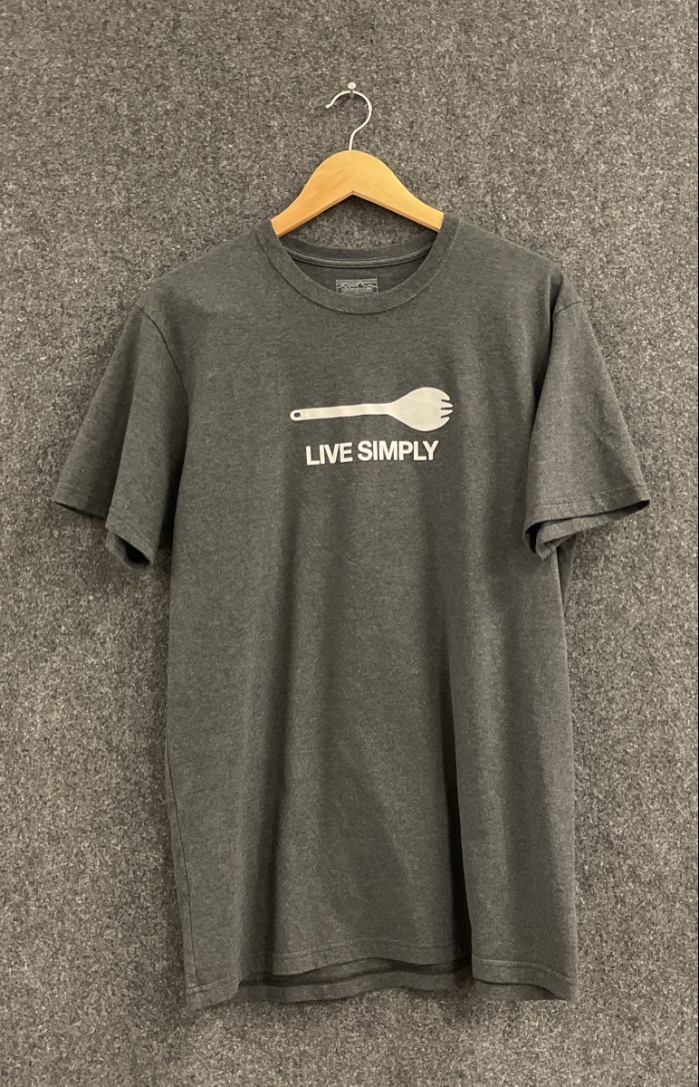 Patagonia Men's Live Simply Spork Graphic T-Shirt Charcoal Gray Sz L