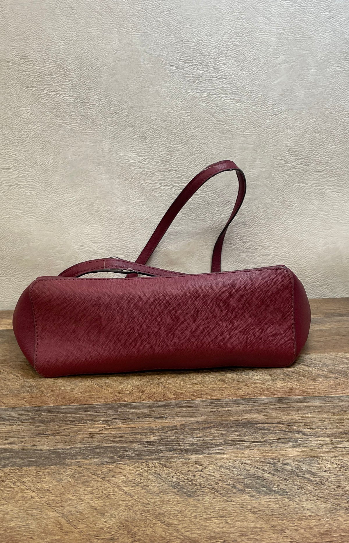Michael Kors Burgundy Saffiano Leather Jet Set Tote Bag Gold Hardware