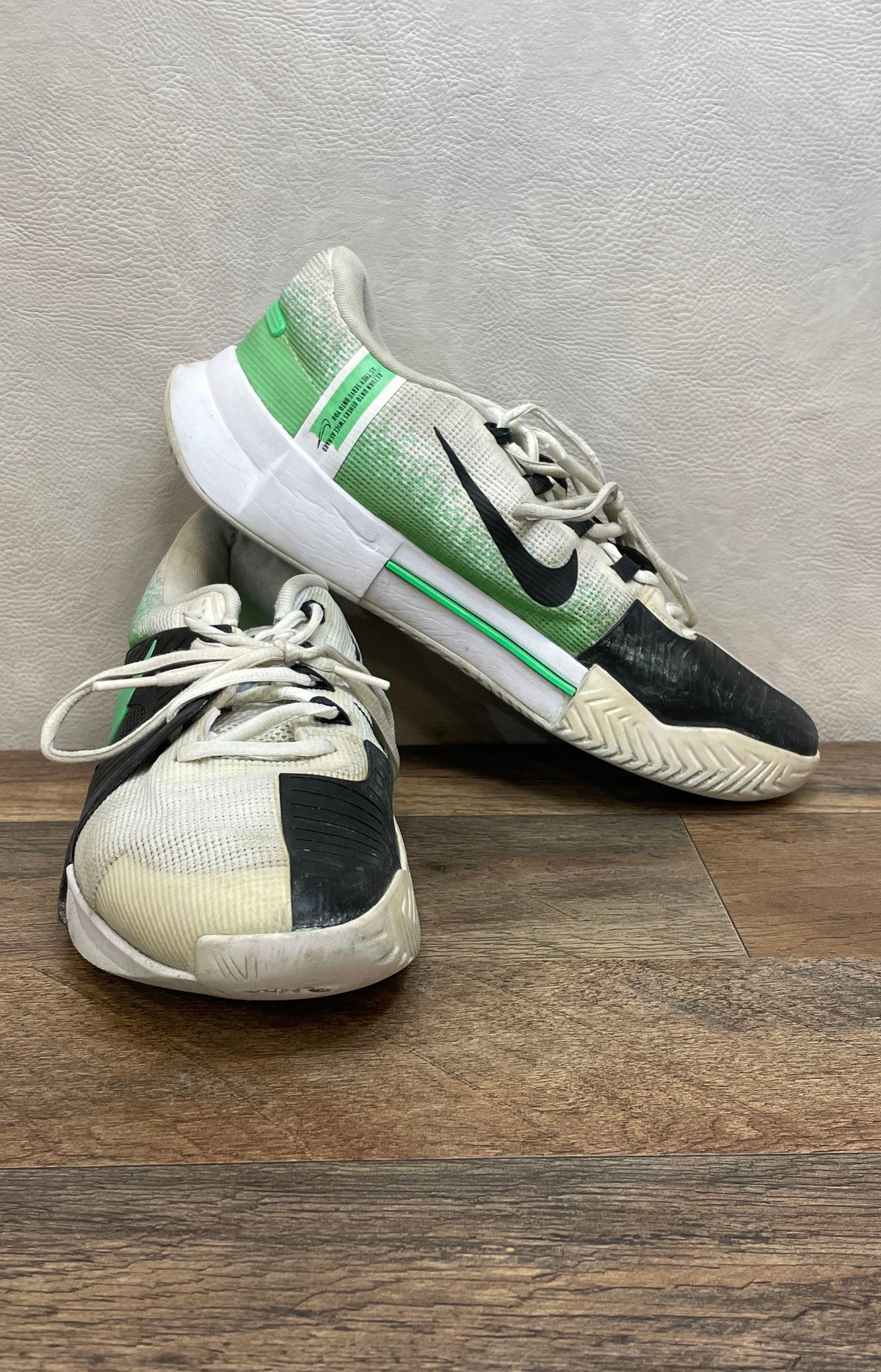 Nike Court Air Zoom NXT White Black Spring Green Tennis Shoes Men's Size 10.5