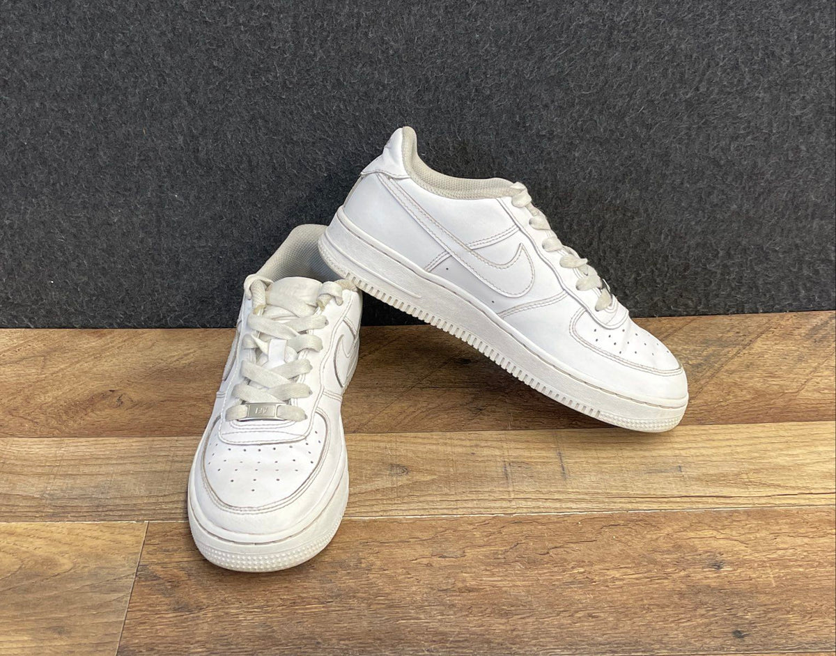 Nike Air Force 1 Low Triple White Youth Sneakers Size 5.5Y