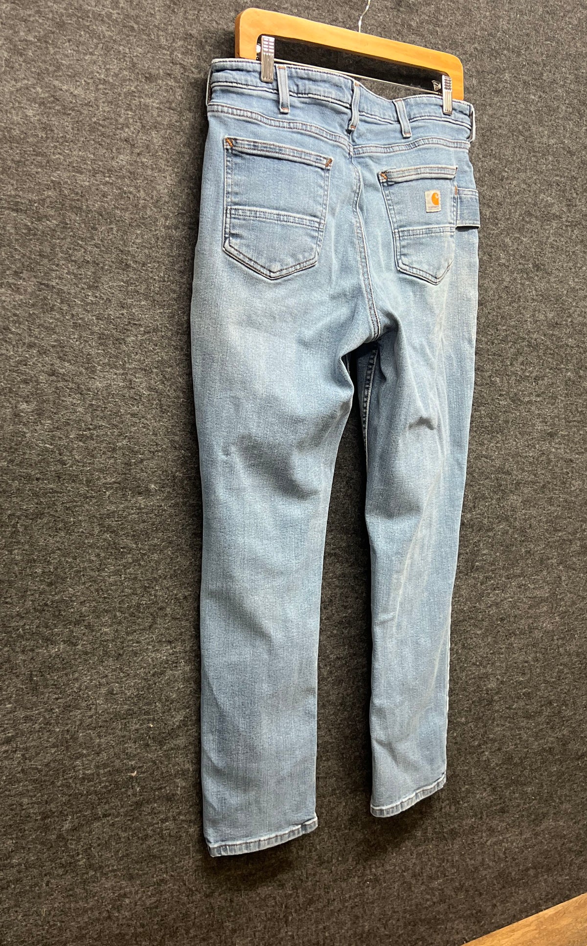 Carhartt Women's Relaxed Fit Light Wash Blue Denim 5-Pocket Jeans Sz 12