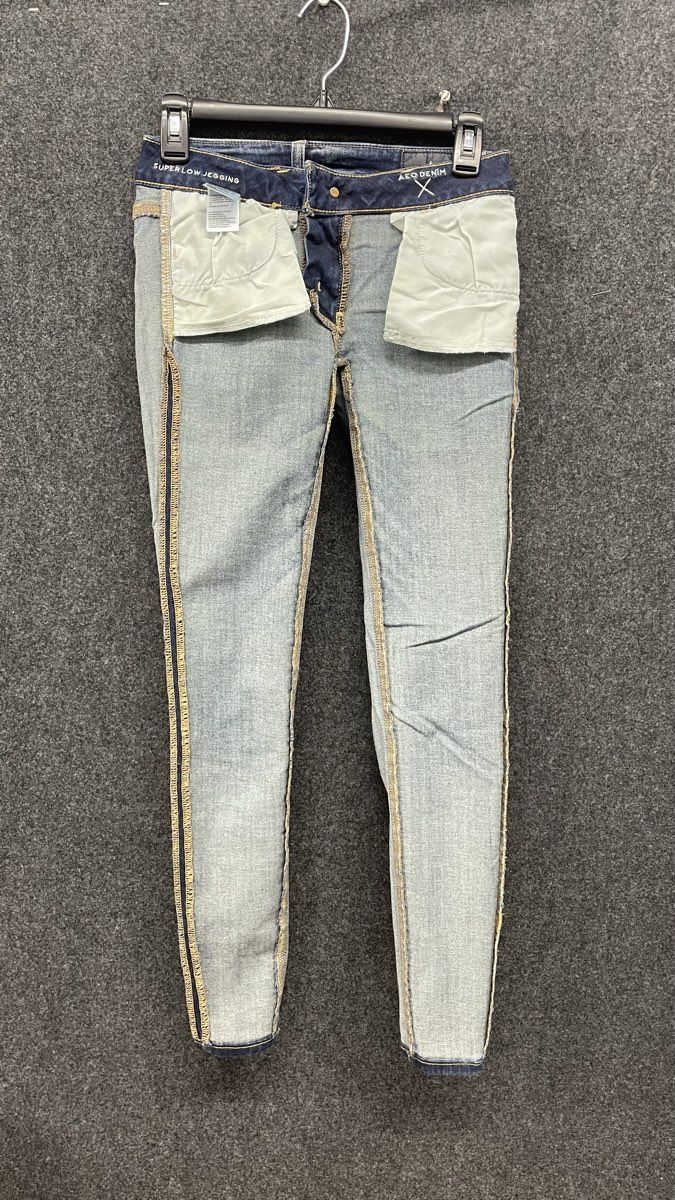 American Eagle Women's Superlow Jegging Jeans Blue Super Stretch Denim Size 2