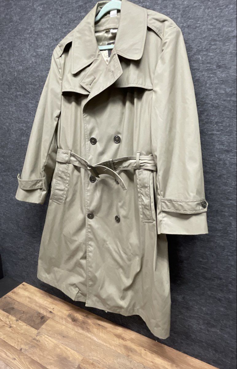 The Marine Shop Men's Khaki USMC Approved All-Weather Trench Coat Sz 44R