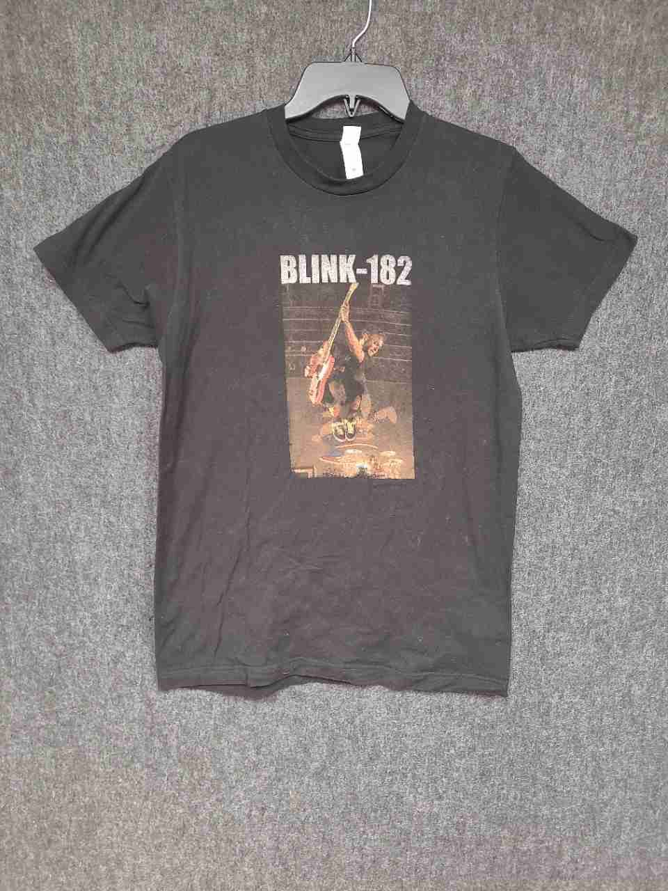 Blink-182 2001 Tour Graphic T-Shirt Reprint Tultex Black Sz M