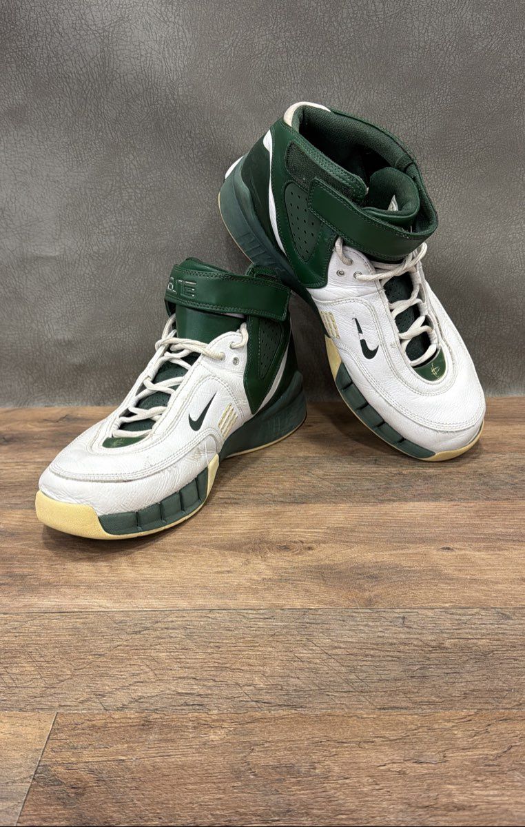 Vintage 2006 Nike Huarache Elite TB White Pine Green Basketball Shoes Size 10