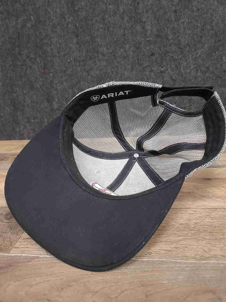 Ariat & Carhartt Men's Hat Lot Black Gray Mesh Trucker Green Canvas Adjustable