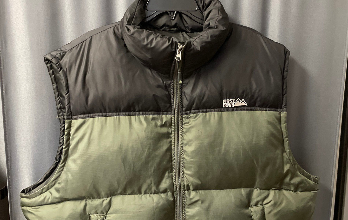 First Down Men's Green Black Down Filled Puffer Vest Sz XXL