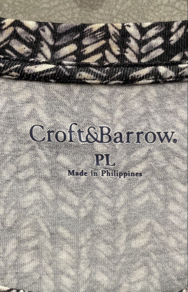 Croft & Barrow Women's Navy Blue Geometric Long Sleeve Sharkbite Hem Top Sz PL